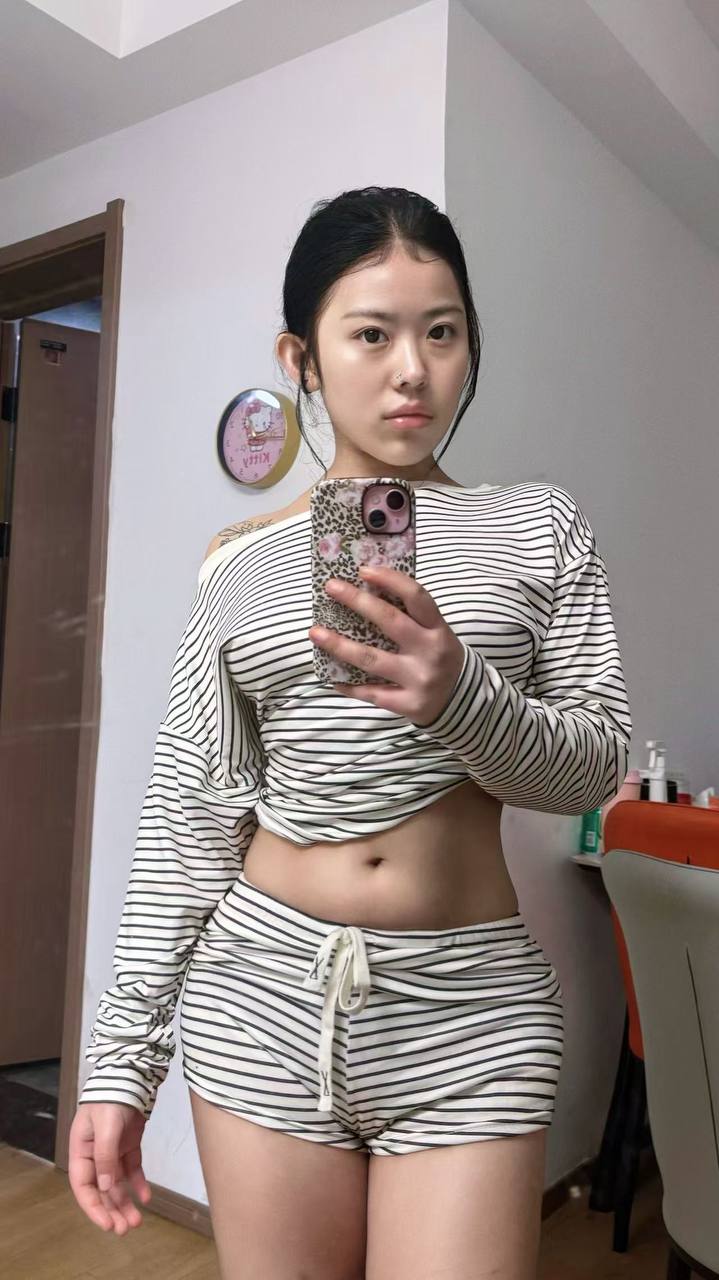 江苏 无锡 编号：565397 (点击复制)
➡️ 