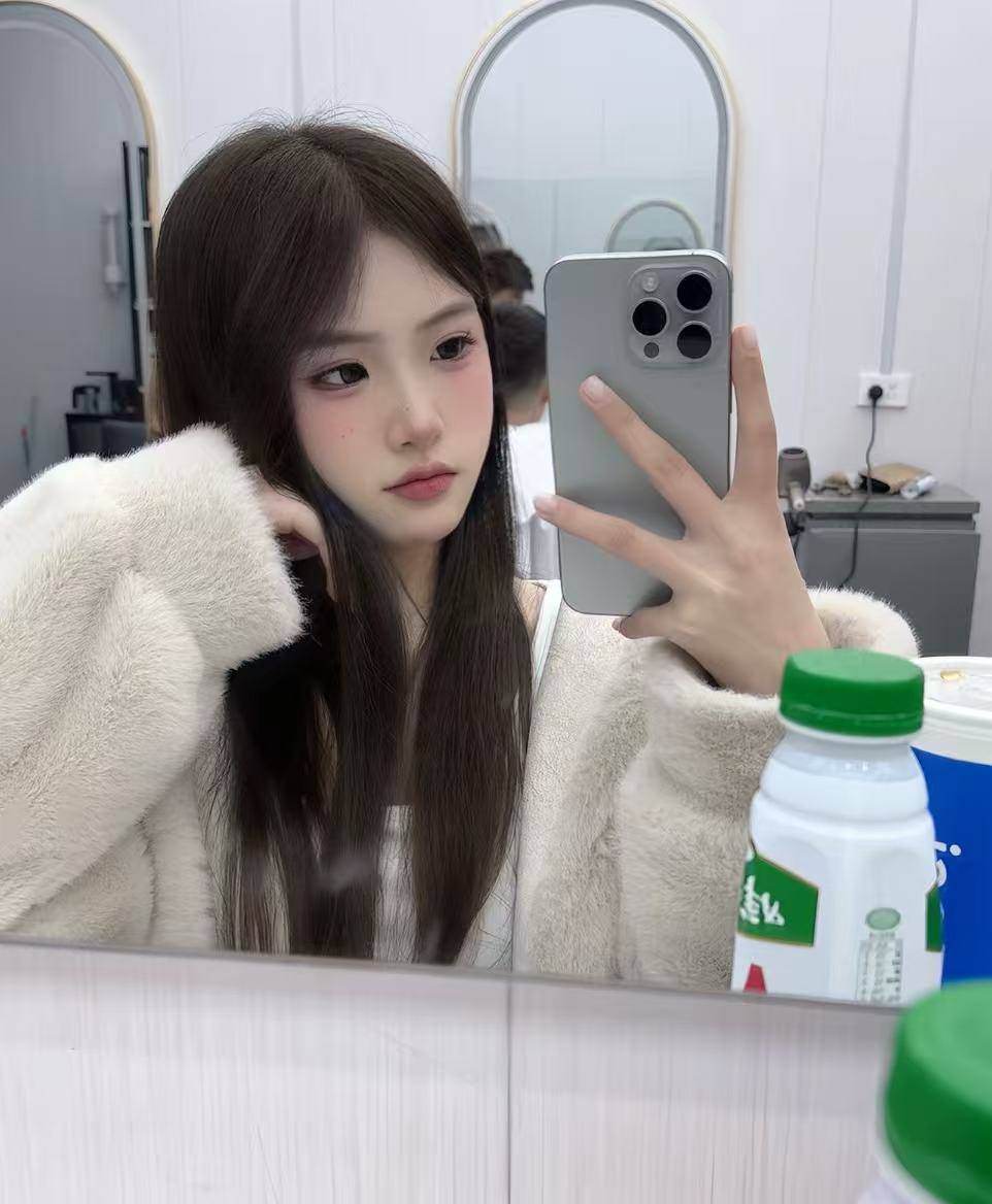 江苏 南京 编号：663662 (点击复制)
➡️ 