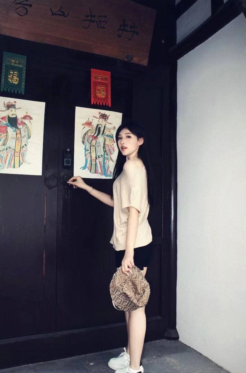 江苏 无锡 编号：973048 (点击复制)
➡️ 