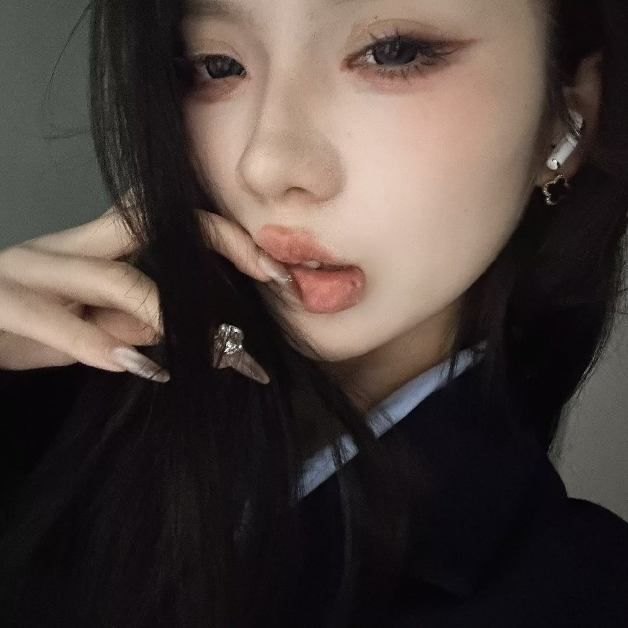 江苏 南京 编号：058610 (点击复制)
➡️ 