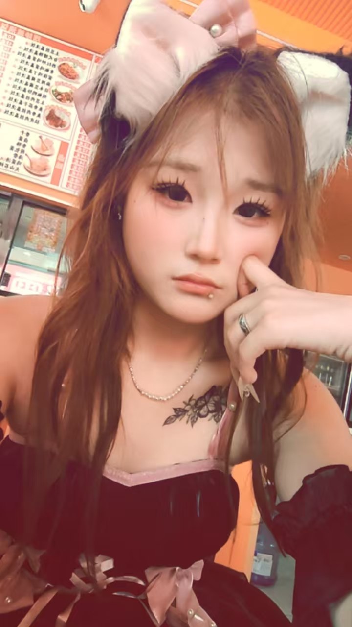 江苏 徐州 编号：149113 (点击复制)
➡️ 