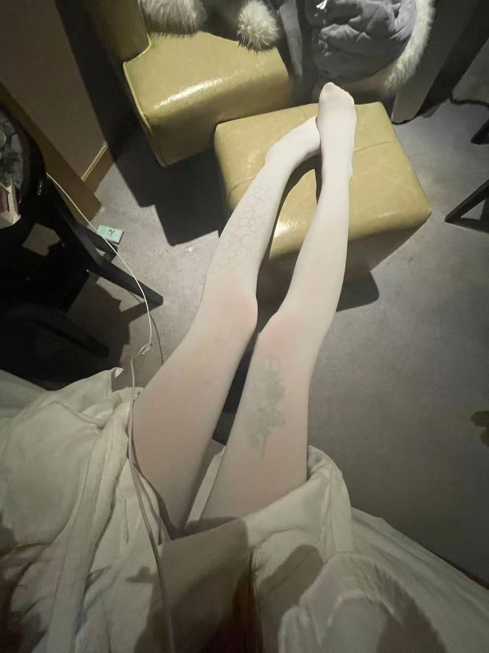 江苏 无锡 编号：409955 (点击复制)
➡️ 