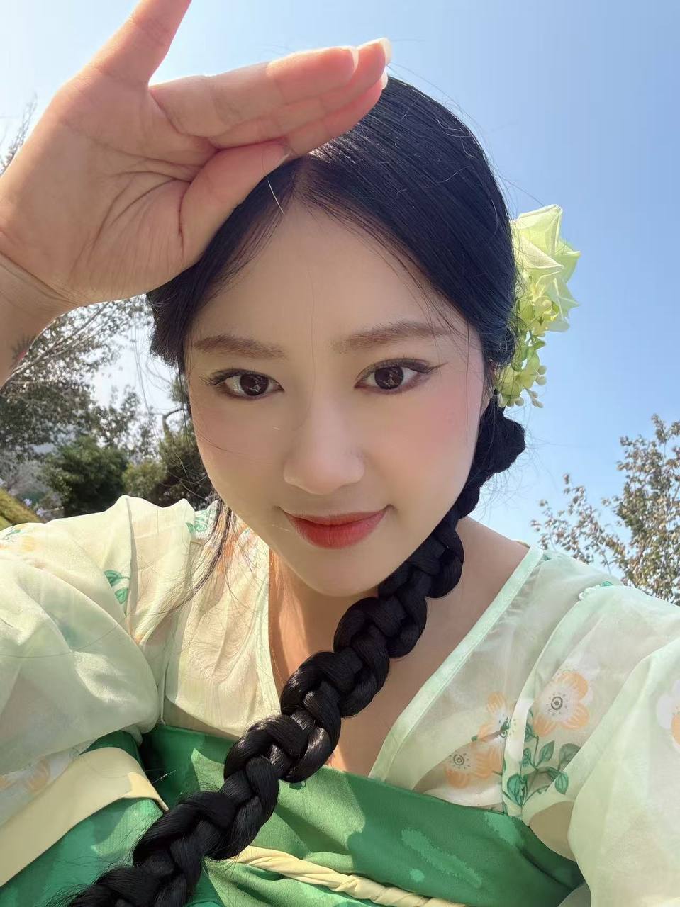 江苏 苏州 编号：381143 (点击复制)
➡️ 