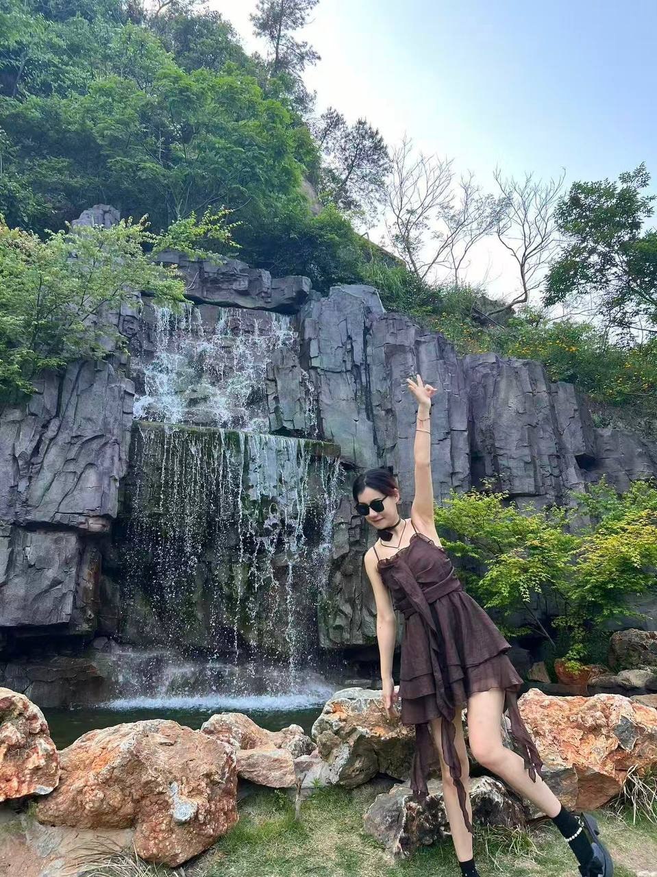 江苏 无锡 编号：910050 (点击复制)
➡️ 