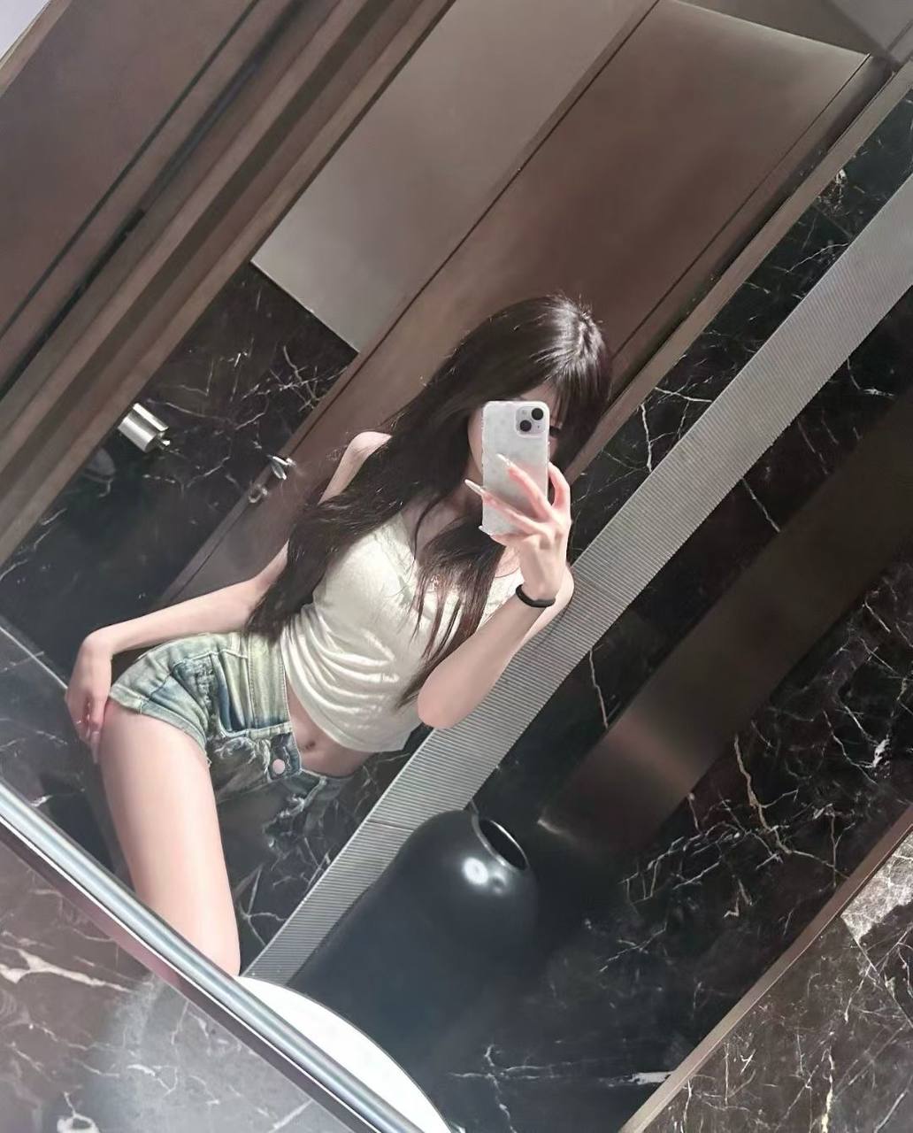江苏 南通 编号：154393 (点击复制)
➡️ 