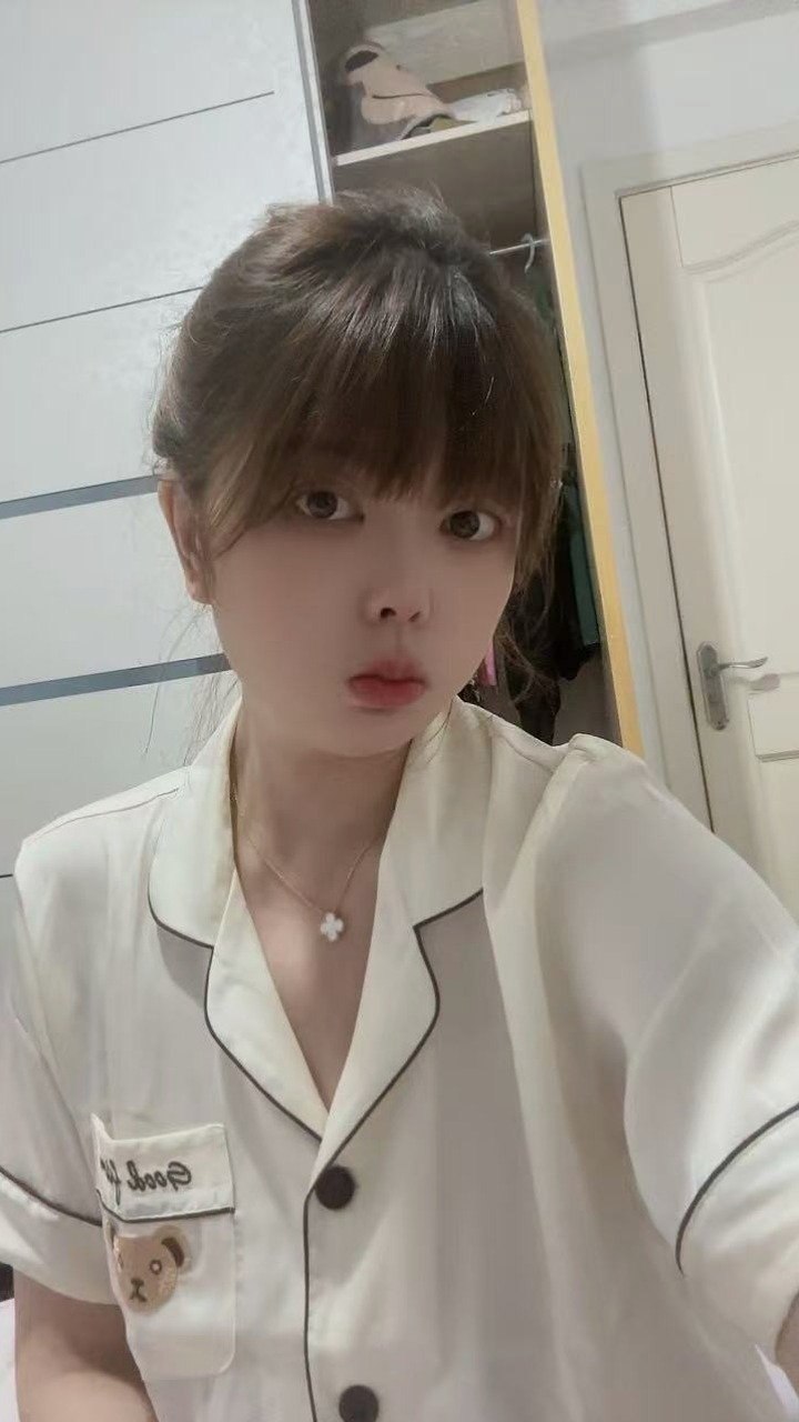 江苏 泰州 编号：358646 (点击复制)
➡️ 