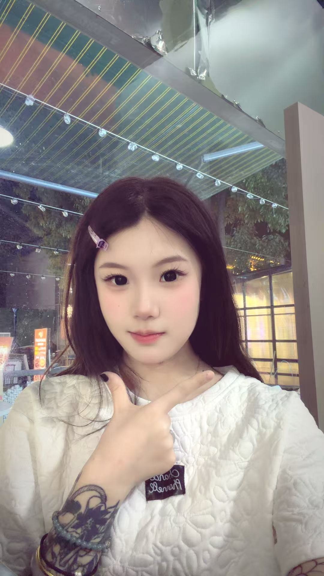 江苏 常熟 编号：240139 (点击复制)
➡️ 