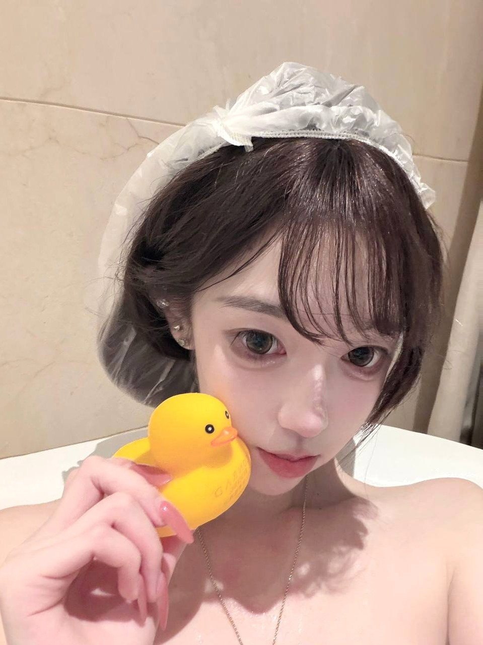 江苏 南京 编号：687570 (点击复制)
➡️ 