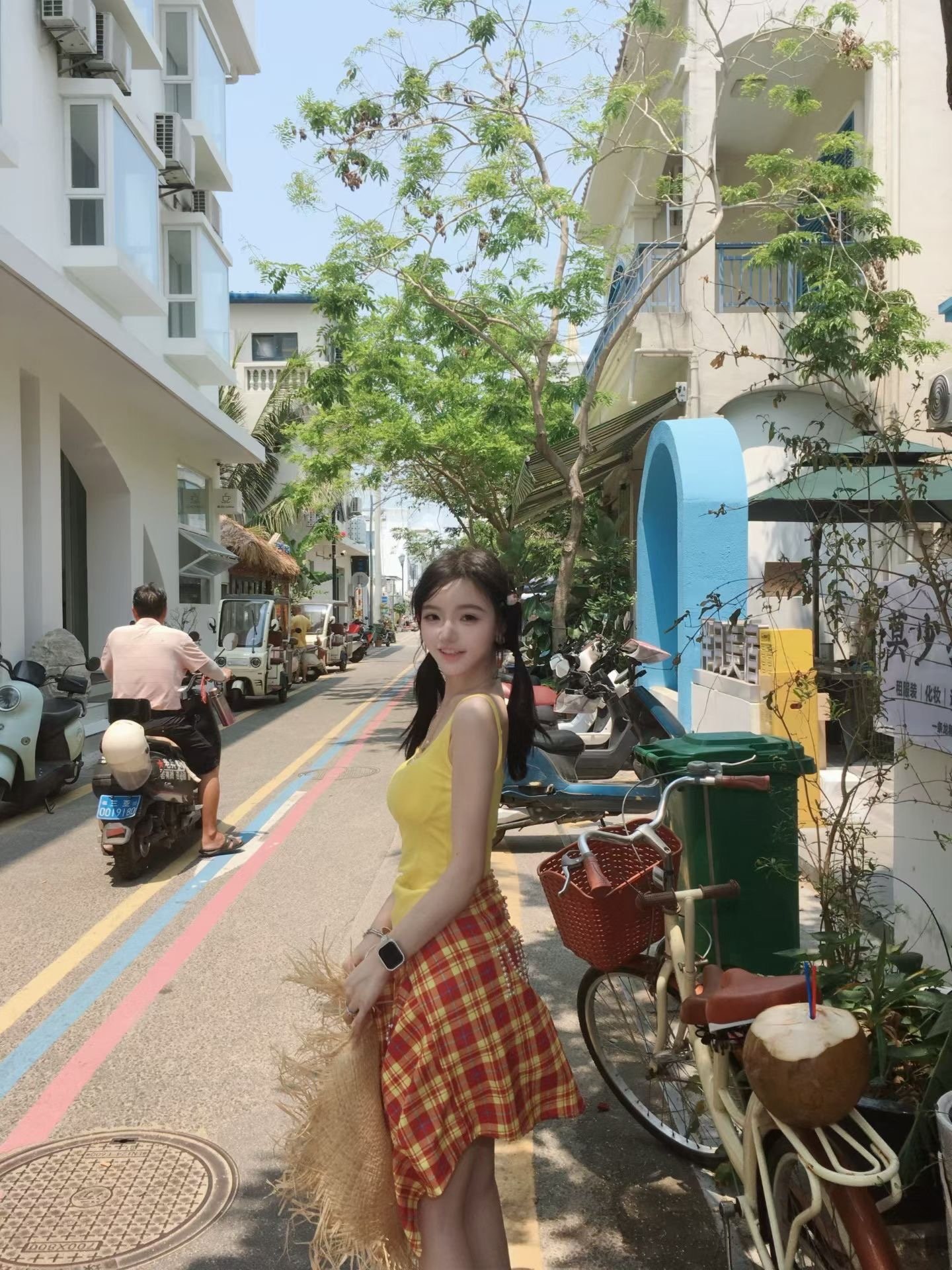 江苏 南京 编号：178608 (点击复制)
➡️ 