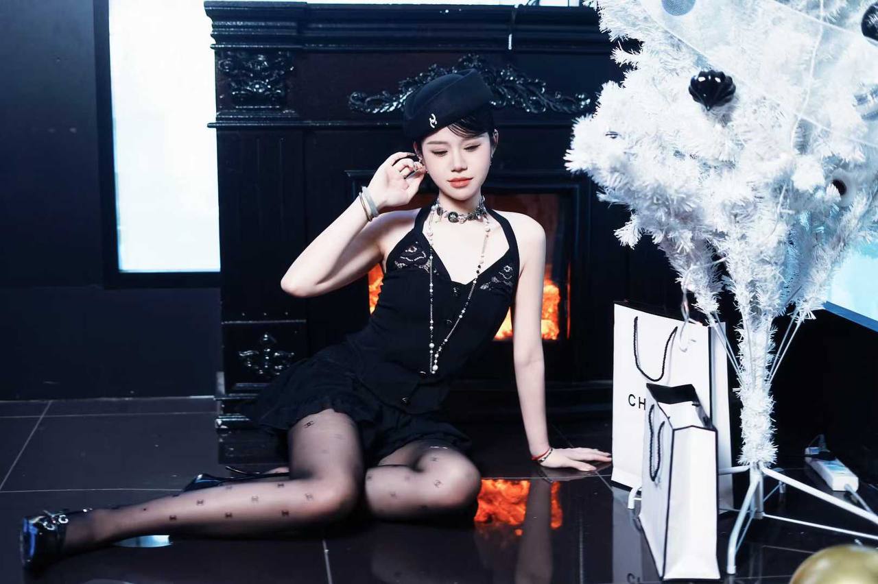 江苏 无锡 编号：511278 (点击复制)
➡️ 