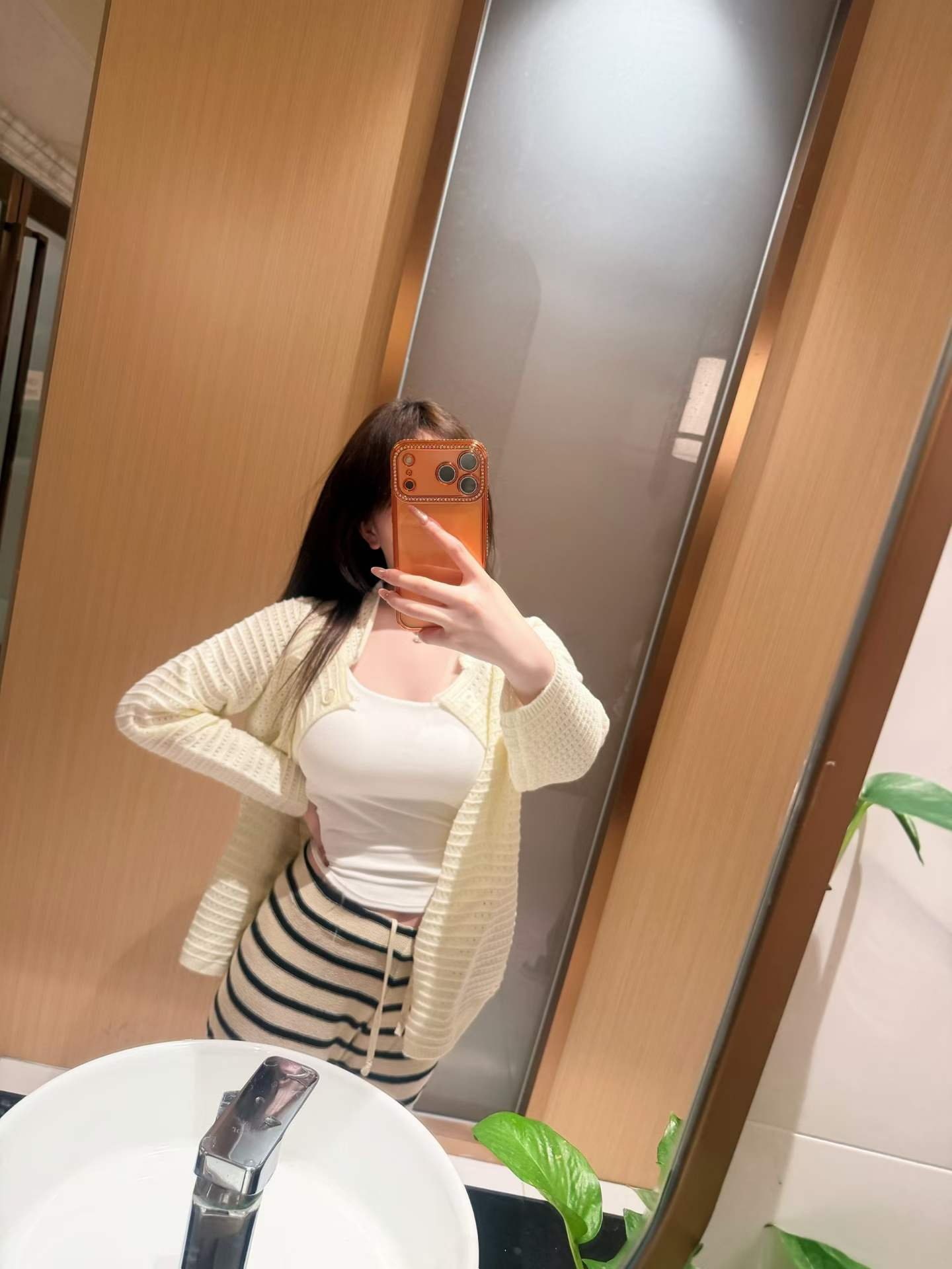 江苏 扬州 编号：239549 (点击复制)
➡️ 