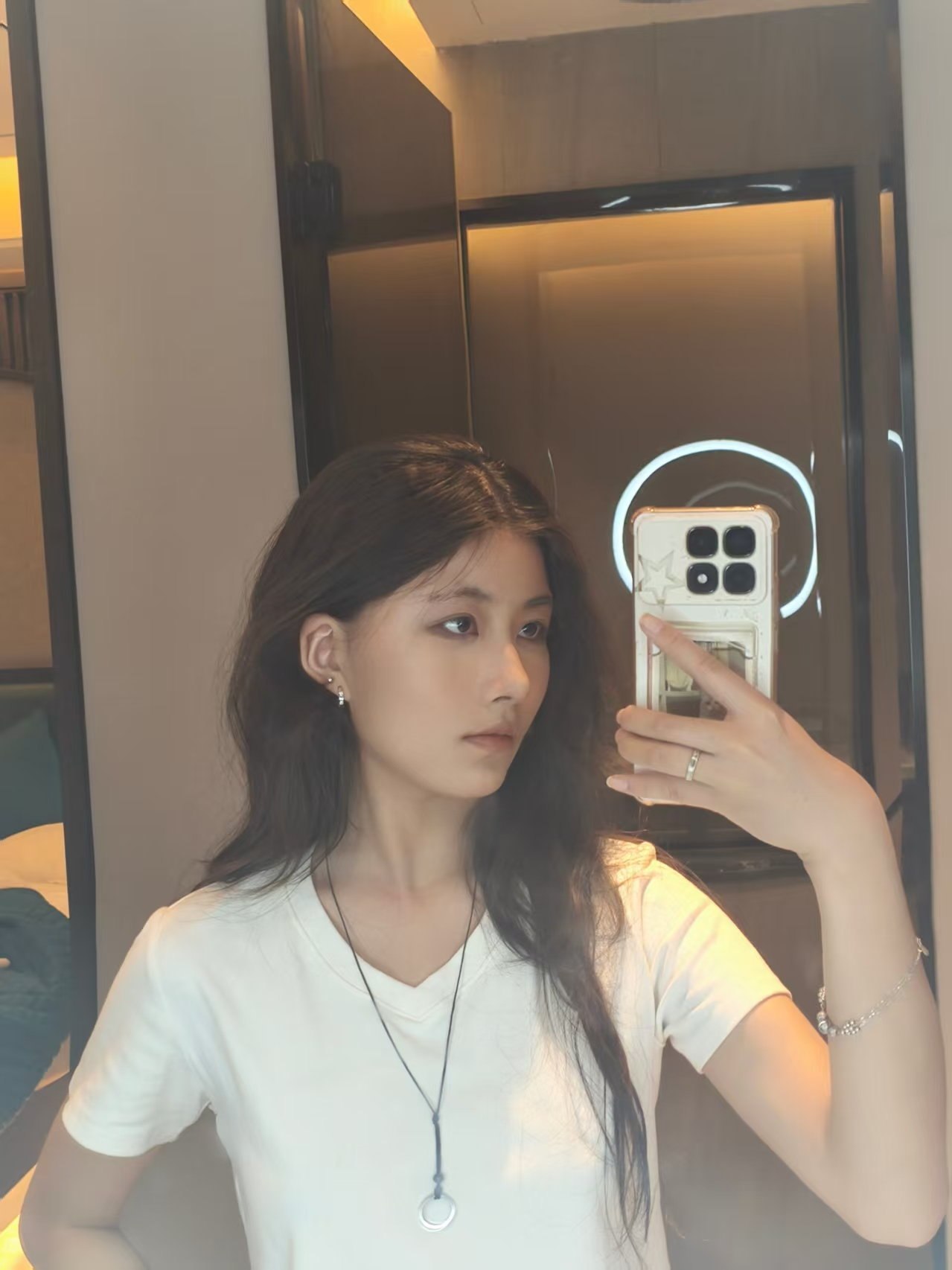 江苏 常州 编号：557606 (点击复制)
➡️ 