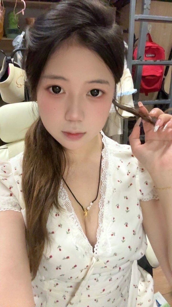 江苏 无锡 编号：646910 (点击复制)
➡️ 