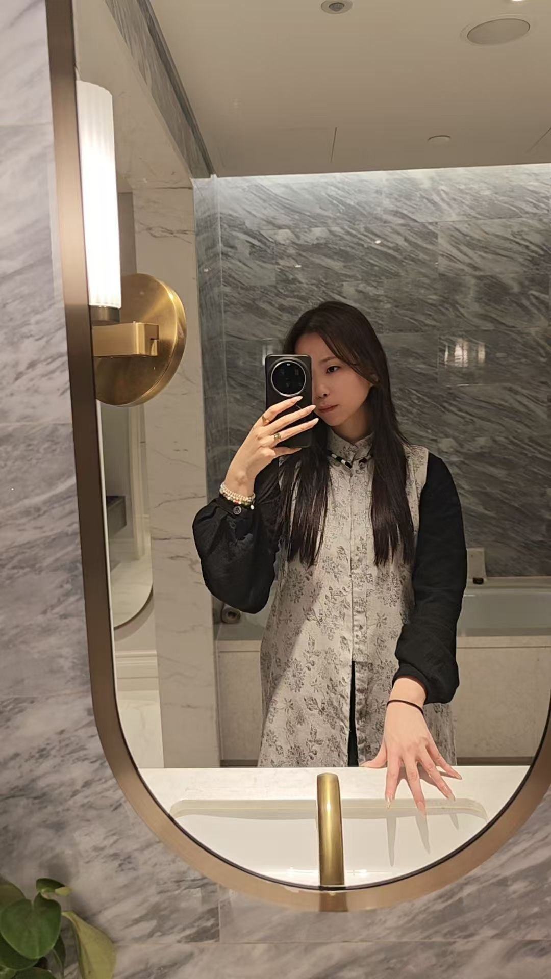 江苏 南京 编号：054598 (点击复制)
➡️ 