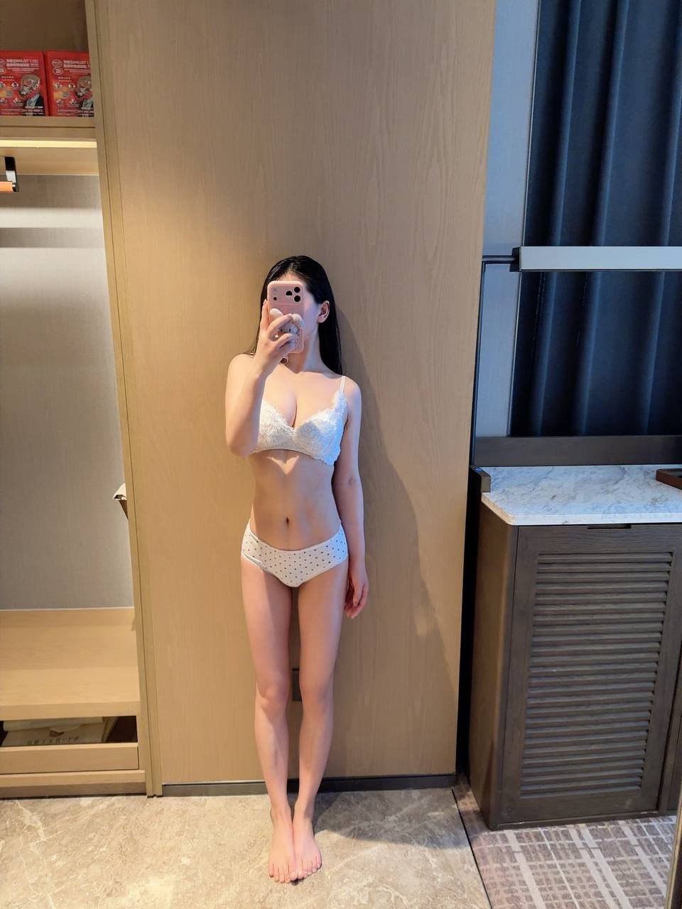 江西 南昌 编号：733635 (点击复制)
➡️ 