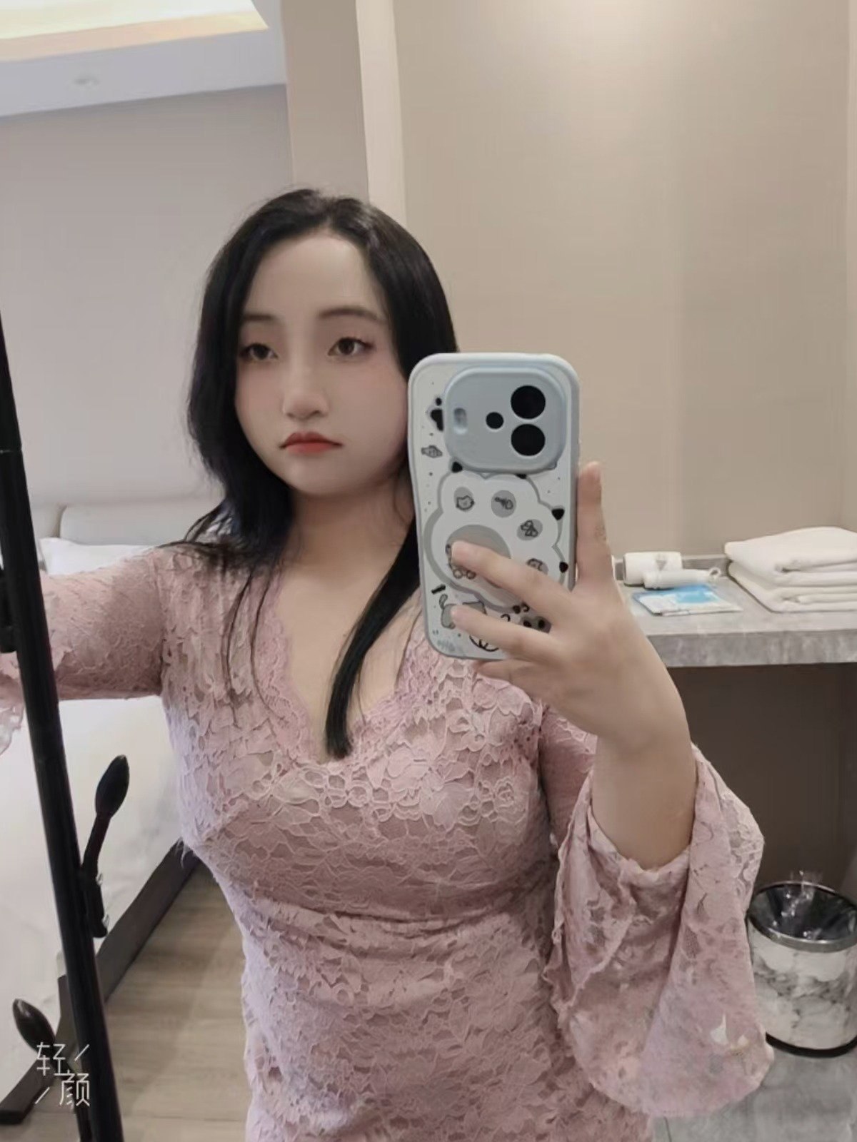 江西 南昌 编号：377679 (点击复制)
➡️ 