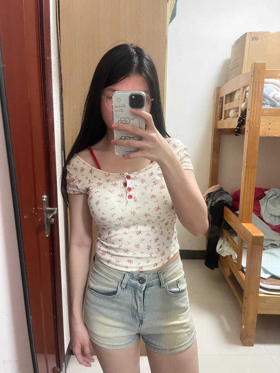 江西 赣州 编号：734749 (点击复制)
➡️ 