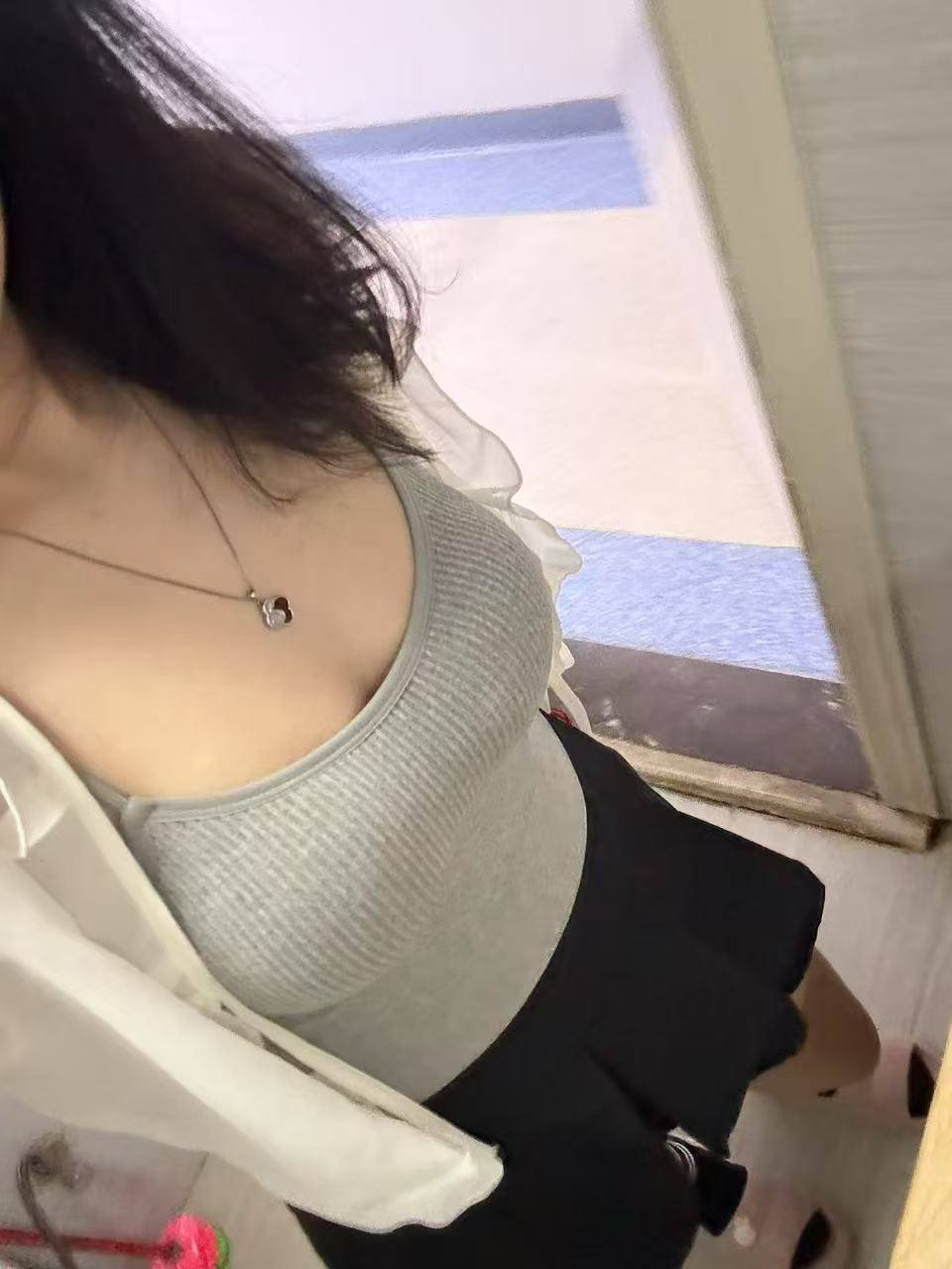 江西 南昌 编号：861693 (点击复制)
➡️ 