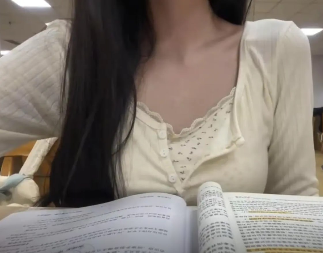 江西 上饶 编号：616128 (点击复制)
➡️ 