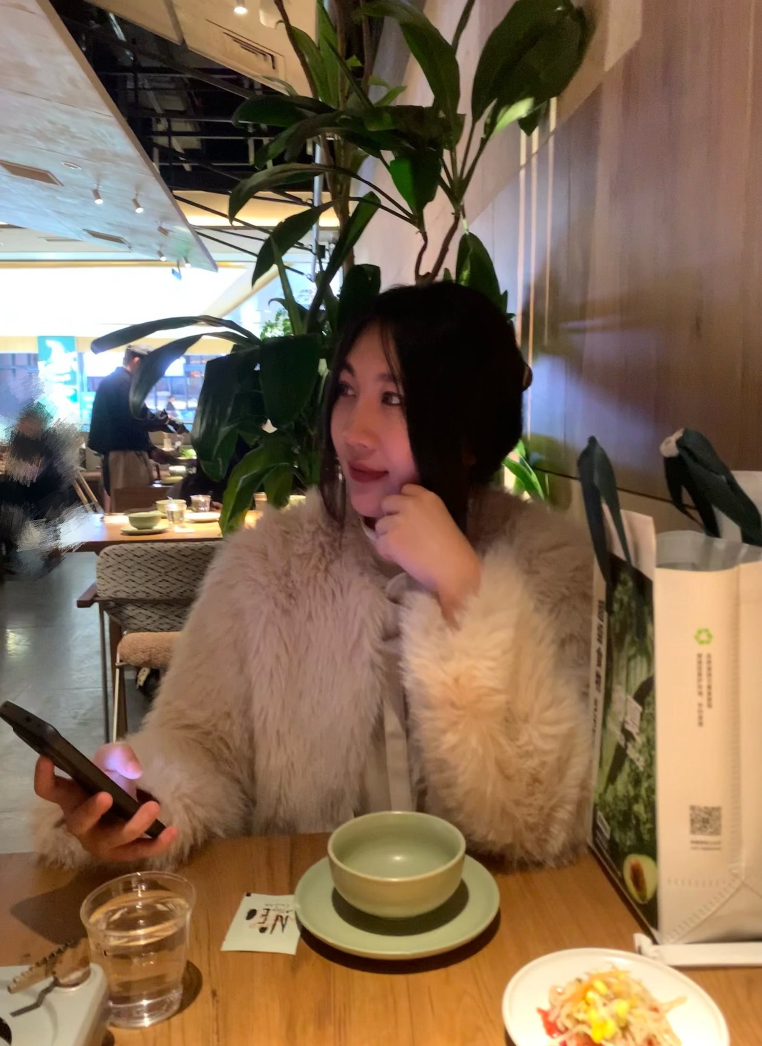 江西 赣州 编号：455564 (点击复制)
➡️ 