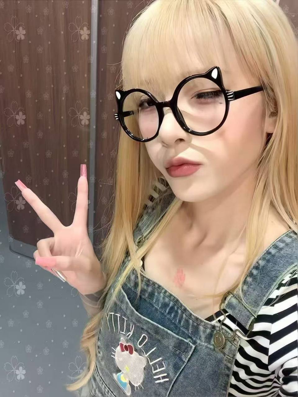江西 景德镇 编号：461588 (点击复制)
➡️ 
