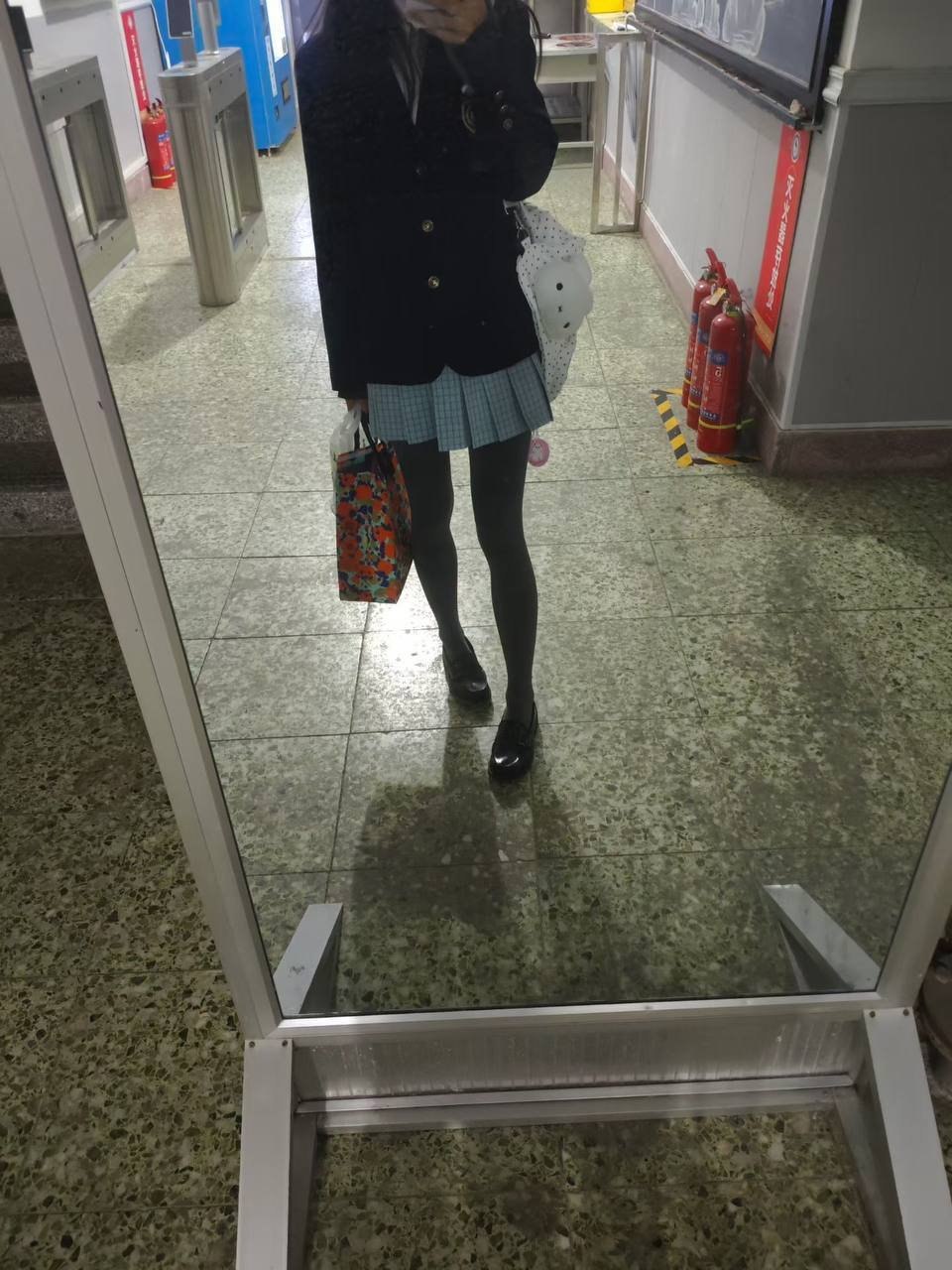 辽宁 沈阳 编号：645447 (点击复制)
➡️ 
