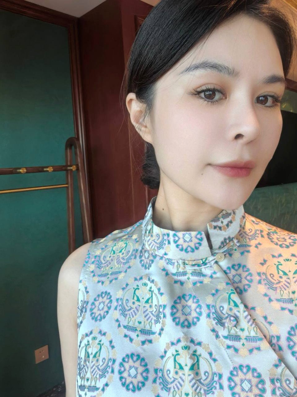 辽宁 丹东 编号：682641 (点击复制)
➡️ 