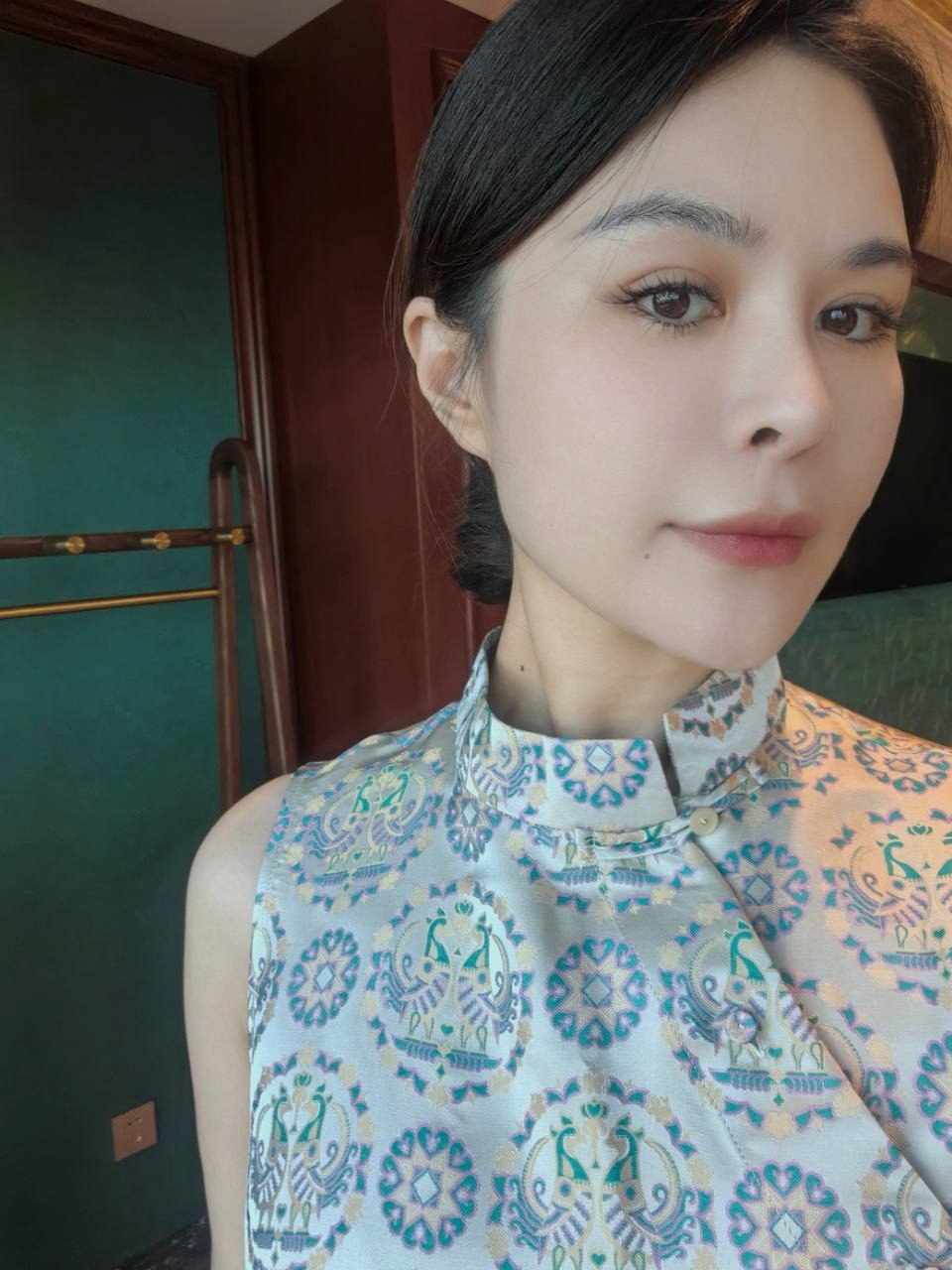 辽宁 丹东 编号：963369 (点击复制)
➡️ 