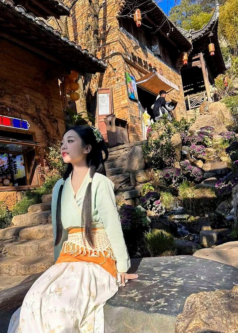 辽宁 锦州 编号：215868 (点击复制)
➡️ 