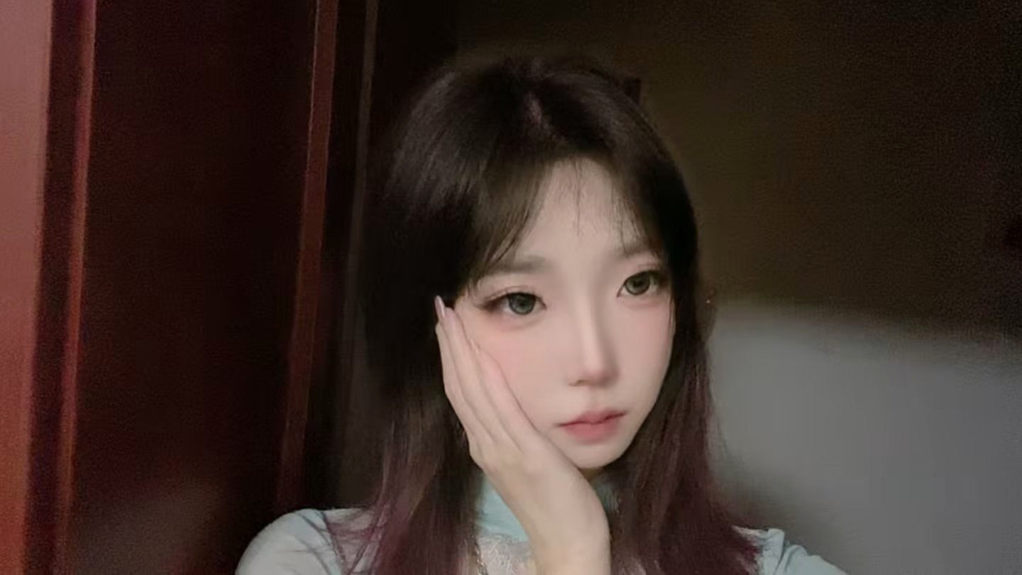 内蒙 呼和浩特 编号：785798 (点击复制)
➡️ 