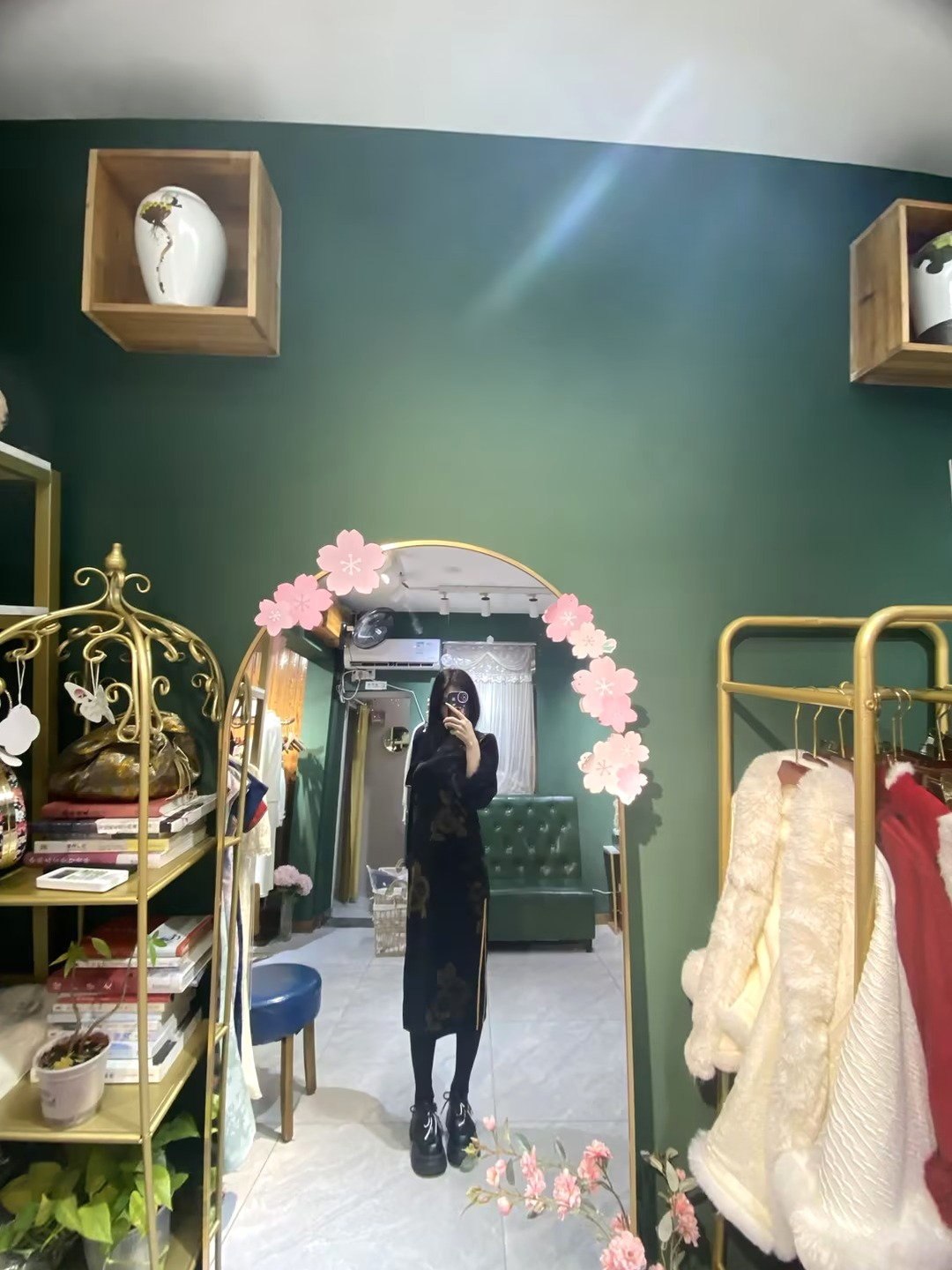 内蒙 呼和浩特 编号：785798 (点击复制)
➡️ 