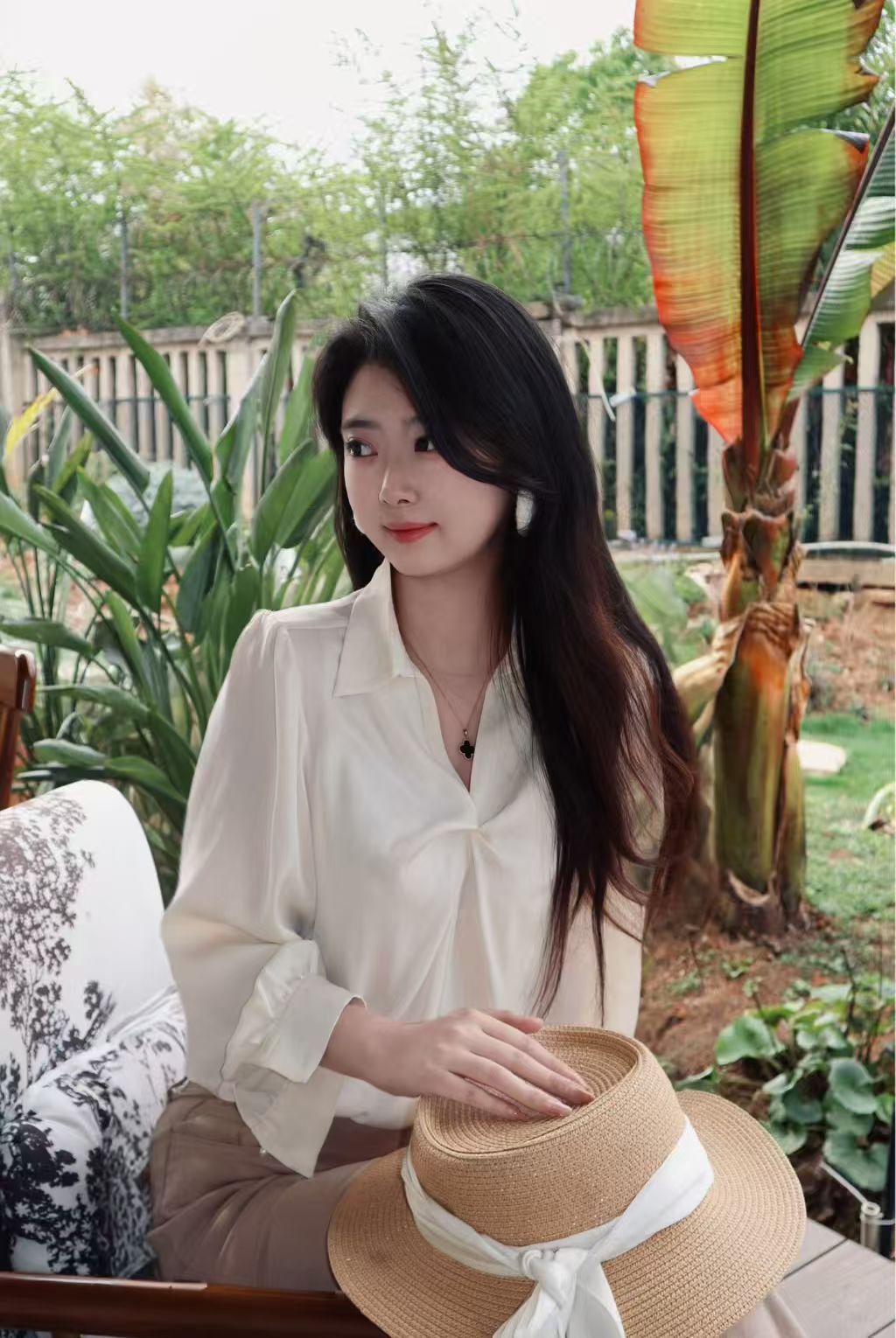内蒙 呼和浩特 编号：307944 (点击复制)
➡️ 