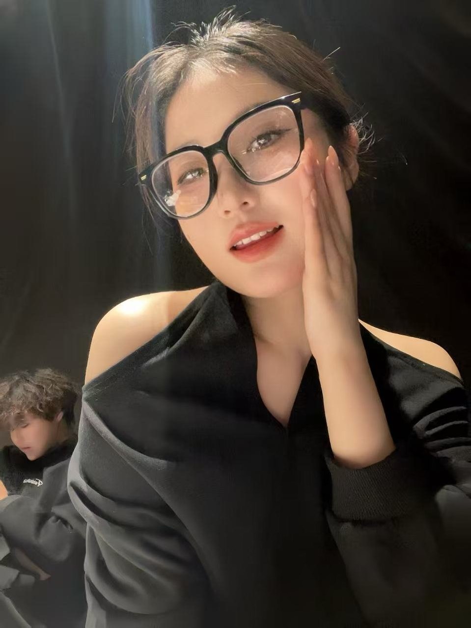 内蒙 呼和浩特 编号：891362 (点击复制)
➡️ 