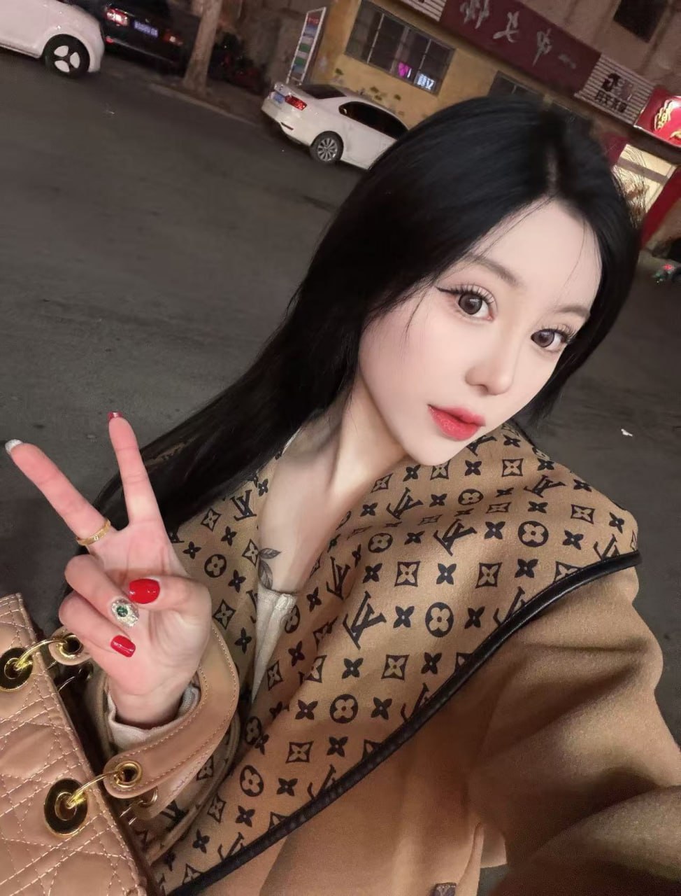 山东 枣庄 编号：396519 (点击复制)
➡️ 