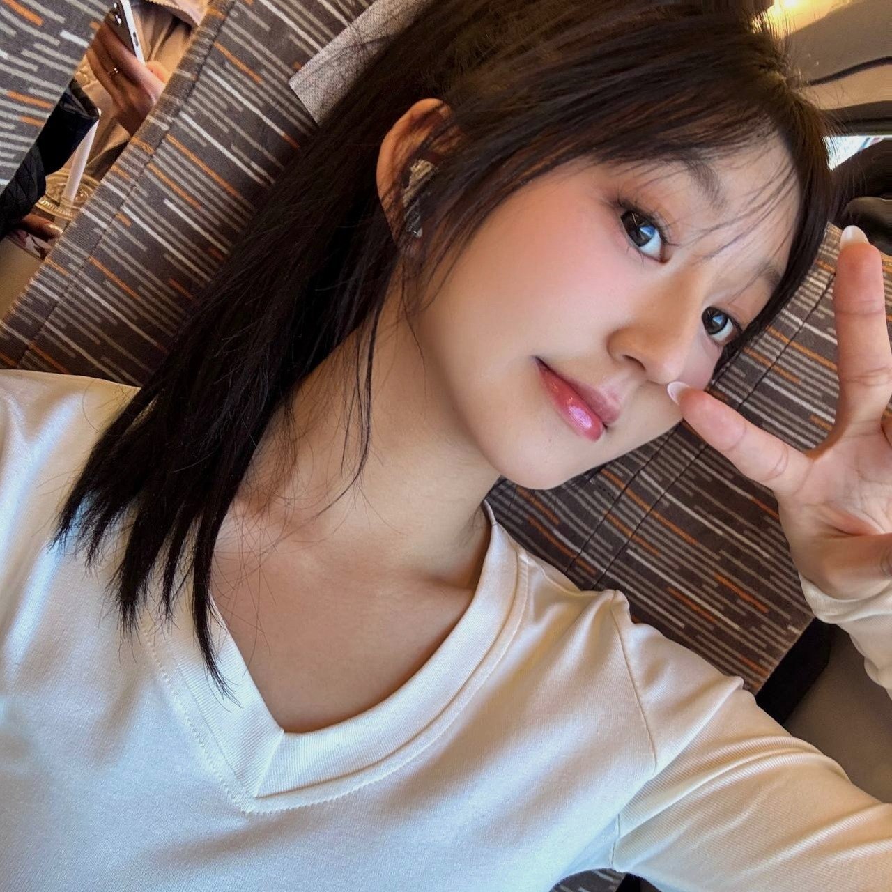 山东 烟台 编号：281921 (点击复制)
➡️ 