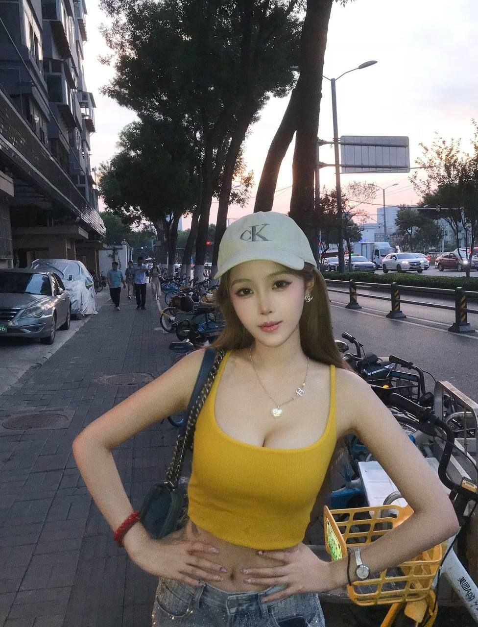 山东 济南 编号：566873 (点击复制)
➡️ 