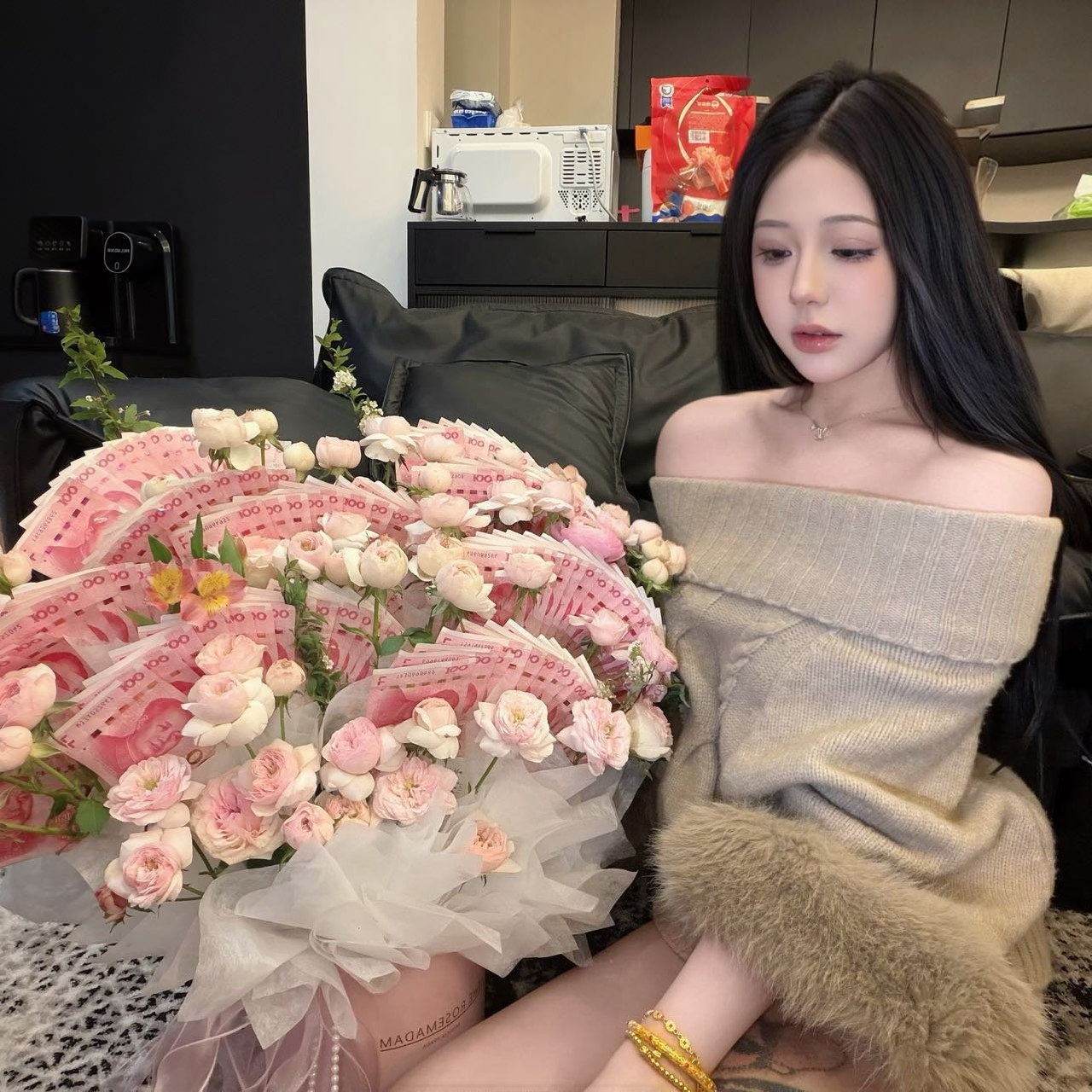 上海 编号：009721 (点击复制)
➡️ 