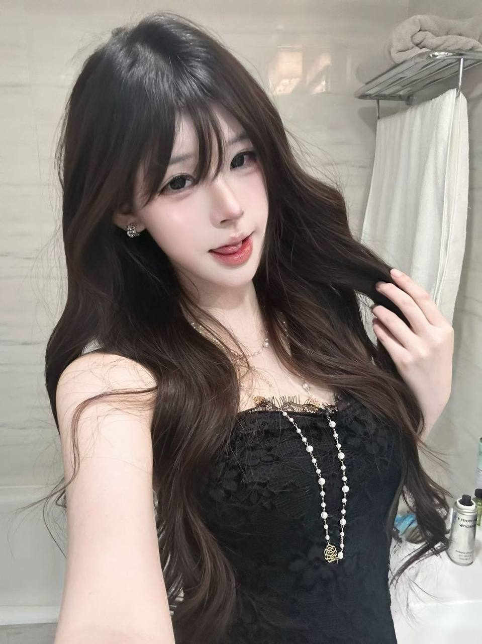 上海 编号：407712 (点击复制)
➡️ 