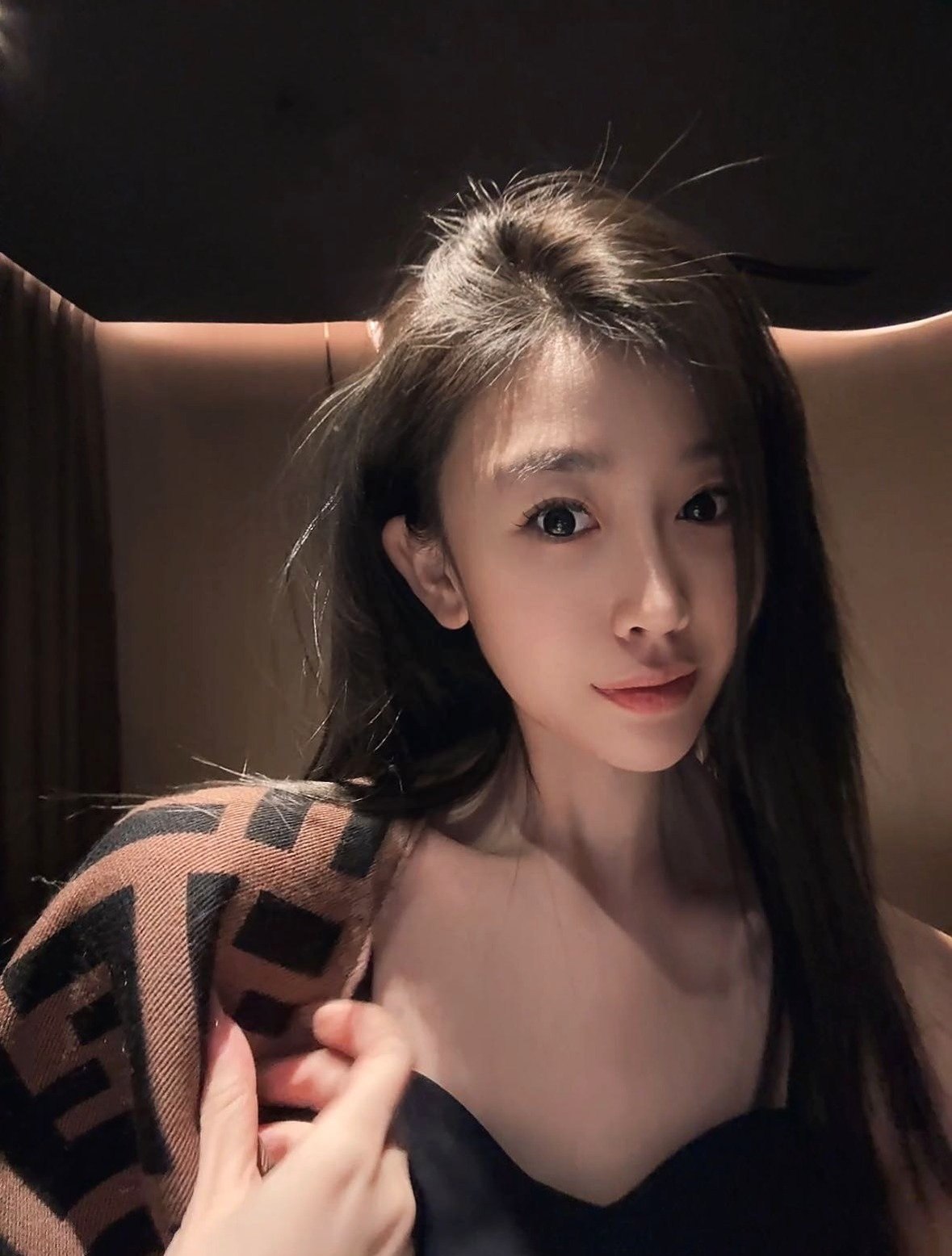 上海 编号：393516 (点击复制)
➡️ 