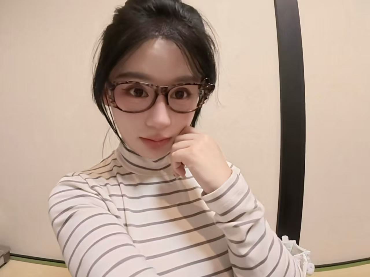 上海 编号：364991 (点击复制)
➡️ 