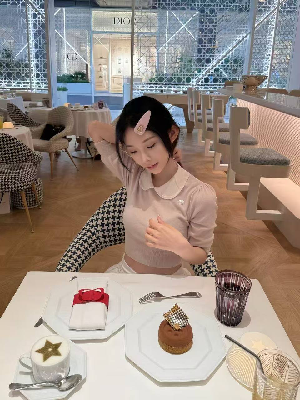 上海 编号：368585 (点击复制)
➡️ 