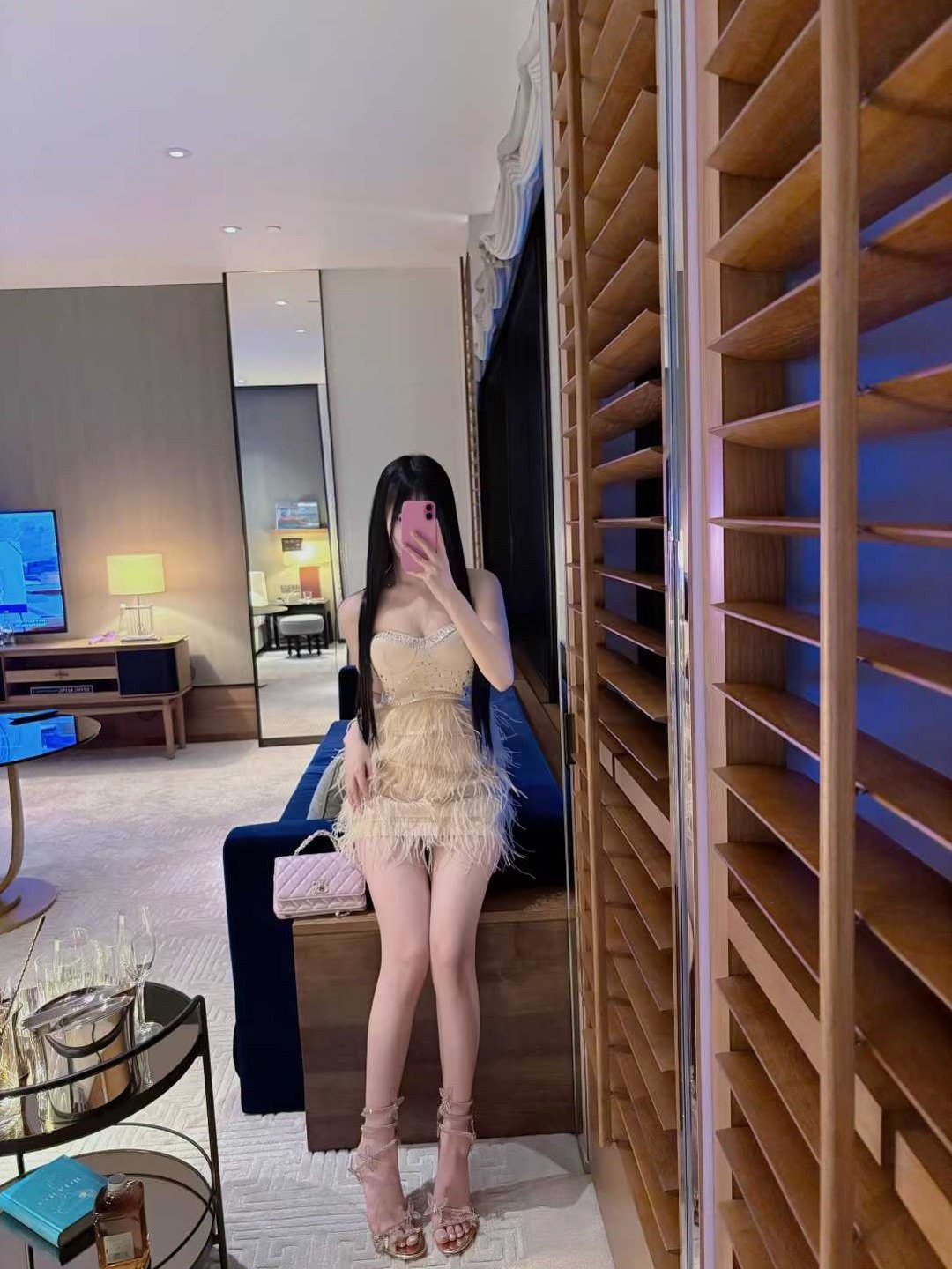上海 编号：373827 (点击复制)
➡️ 