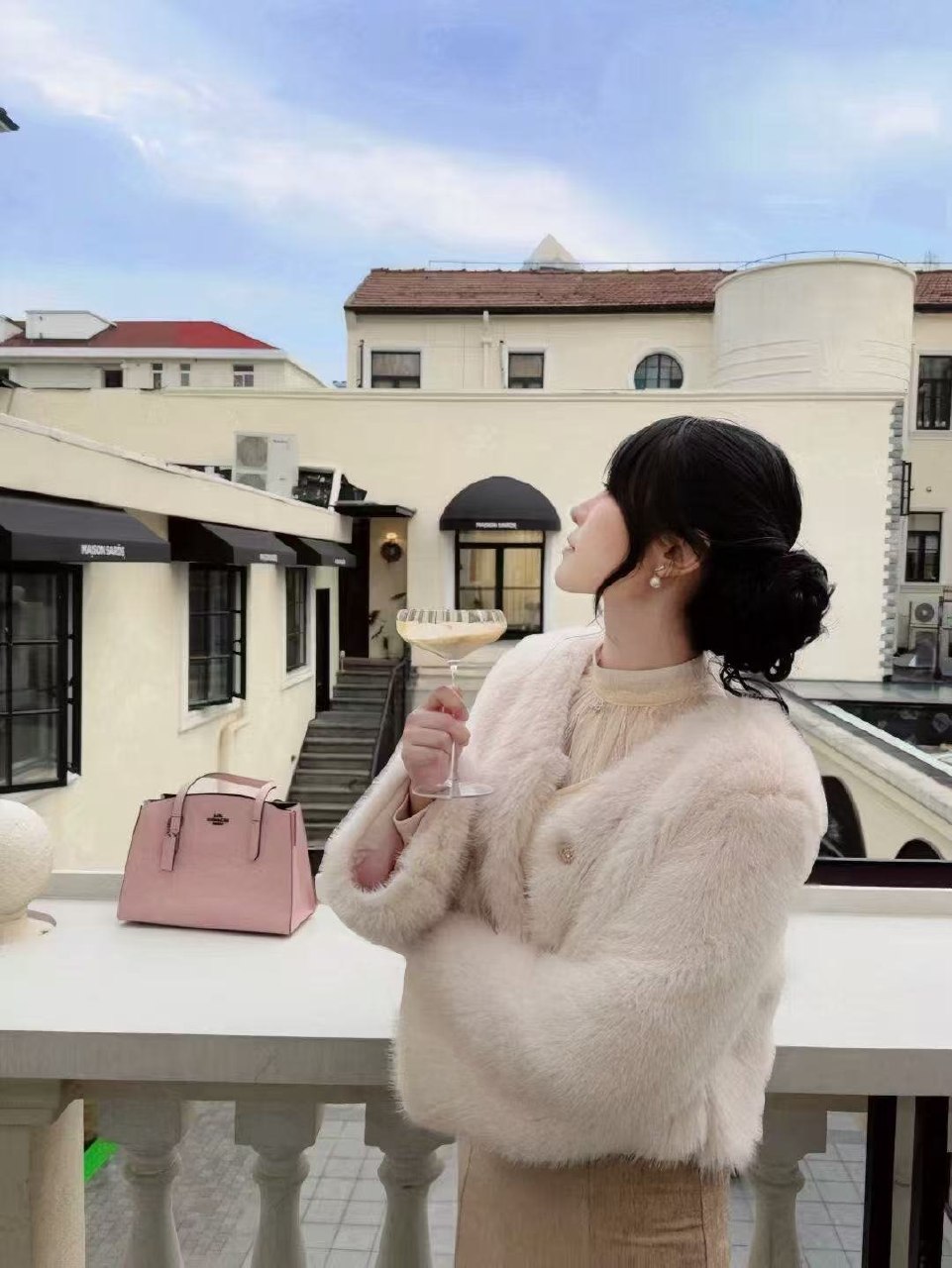 上海 编号：795472 (点击复制)
➡️ 