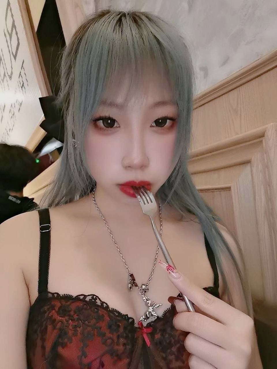 上海 编号：184110 (点击复制)
➡️ 