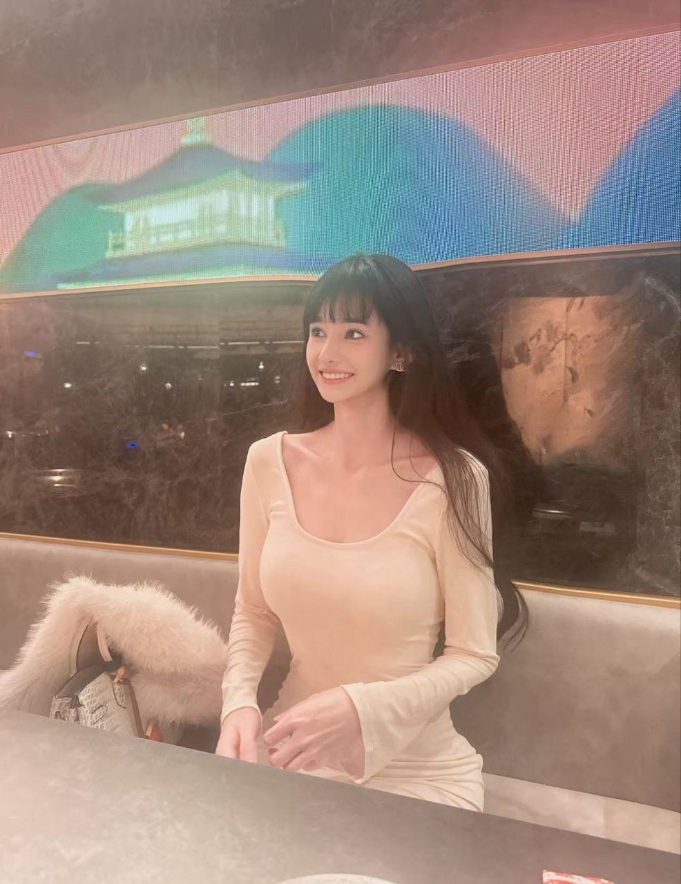 上海 编号：187579 (点击复制)
➡️ 