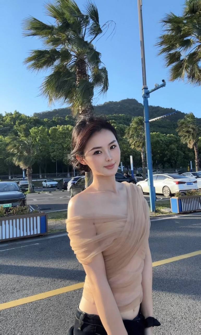 上海 编号：605733 (点击复制)
➡️ 