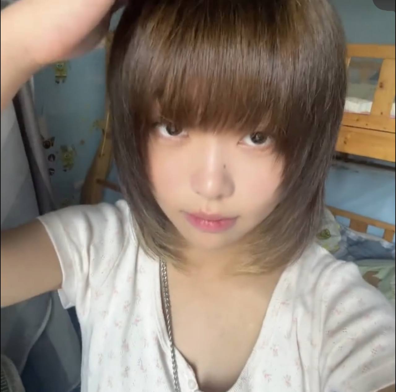 上海 编号：631562 (点击复制)
➡️ 