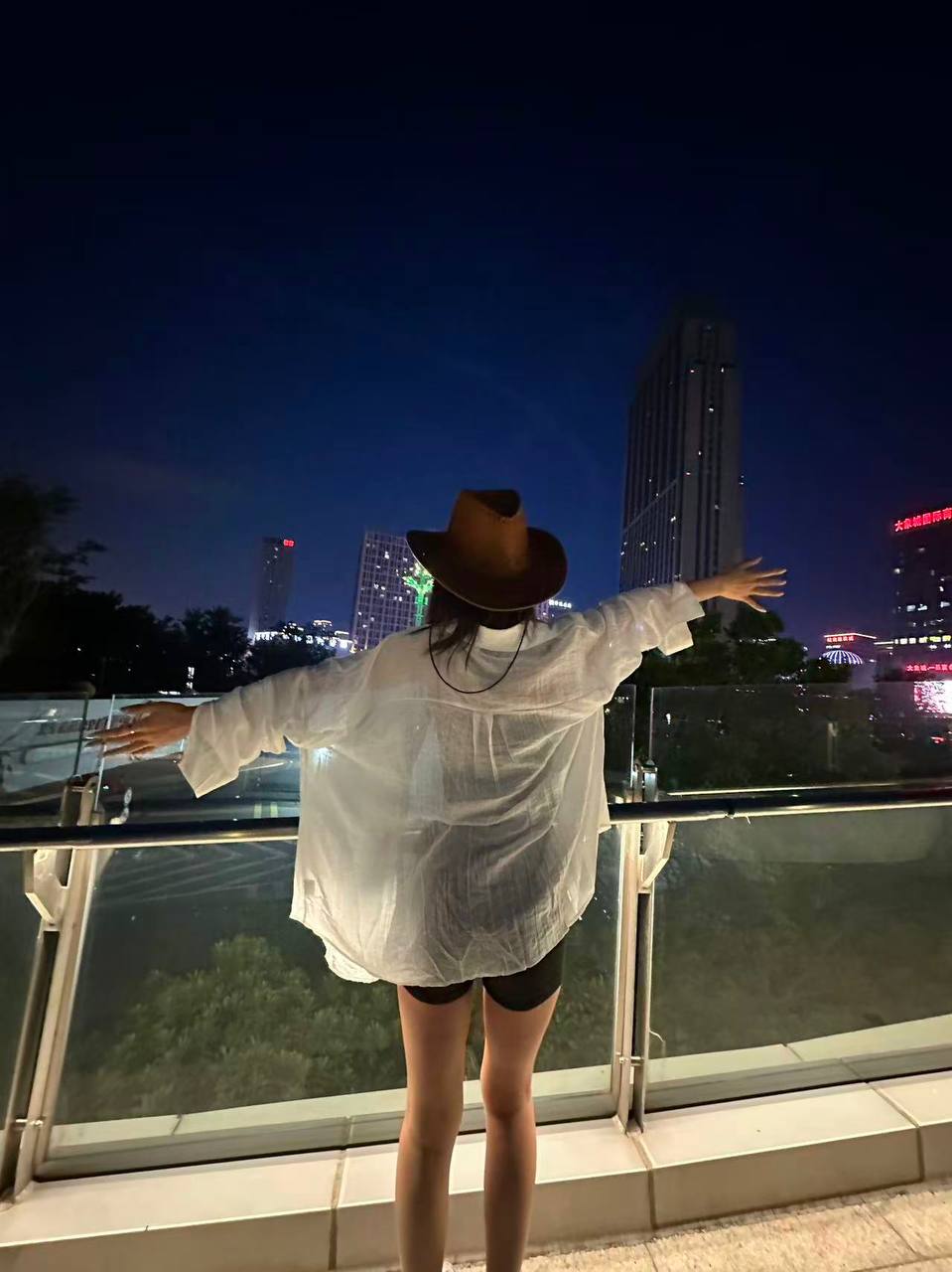 上海 编号：409329 (点击复制)
➡️ 
