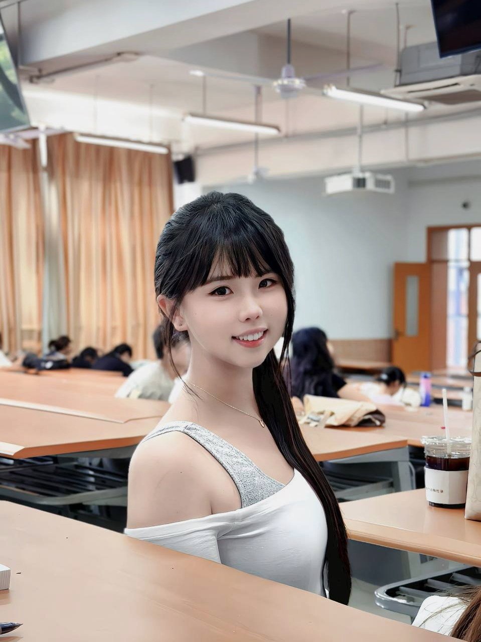 上海 编号：324629 (点击复制)
➡️ 