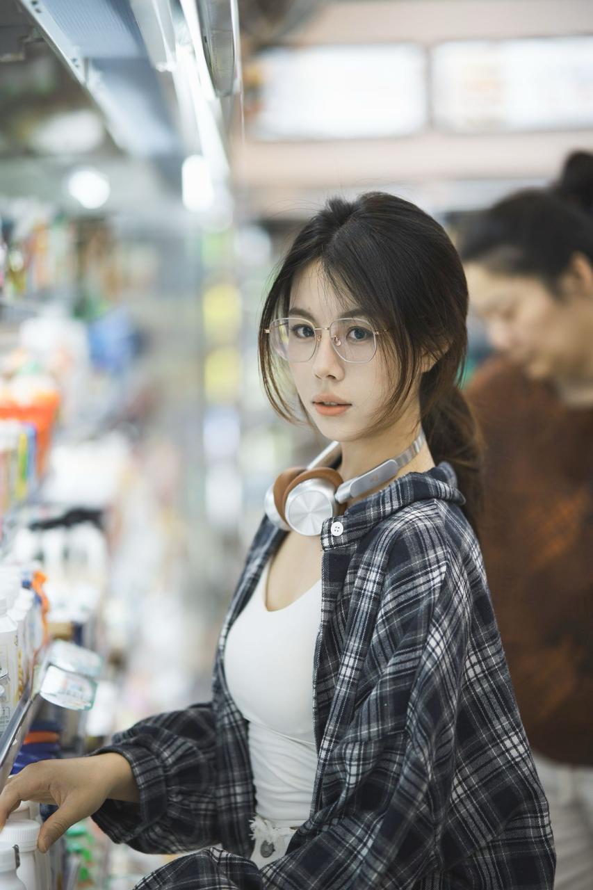 上海 编号：292692 (点击复制)
➡️ 